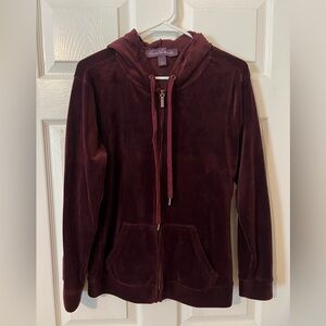 Gloria Bendesillo burgundy velvet jacket! Like new,also has matching sweatpants